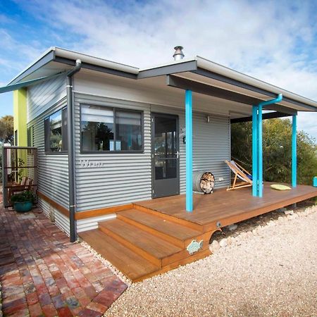 Coorong Cabins Meningie Экстерьер фото