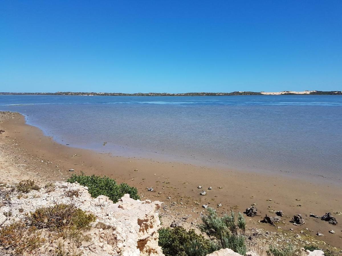 Coorong Cabins Meningie Экстерьер фото