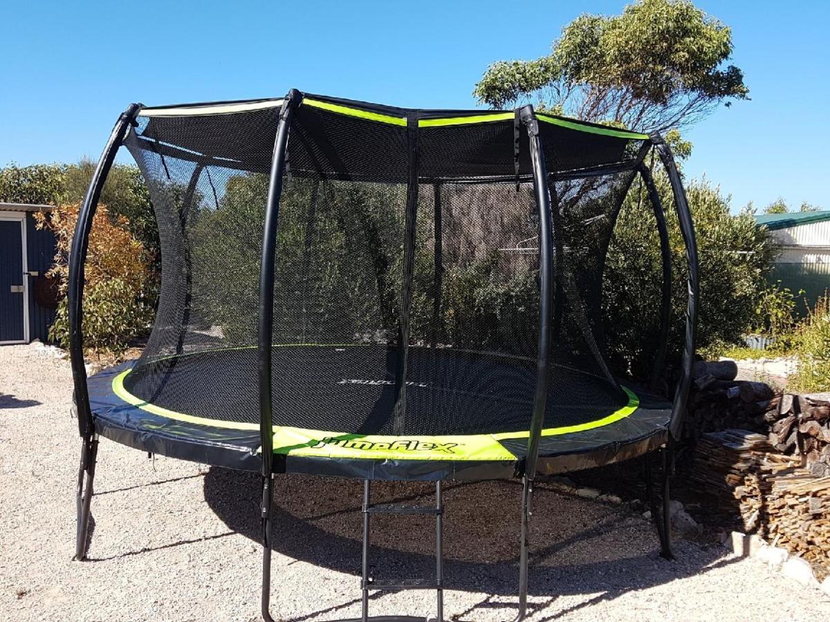 Coorong Cabins Meningie Экстерьер фото
